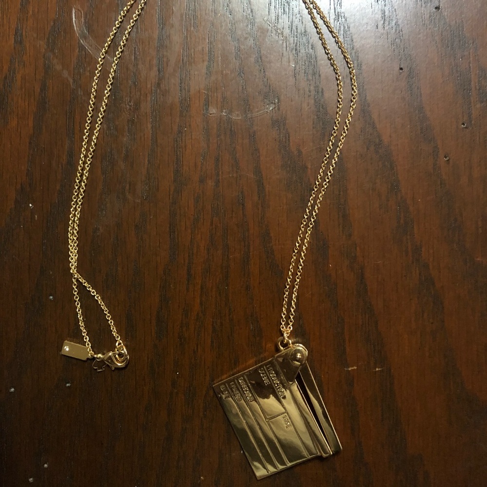 Kate Spade clapboard pendant necklace